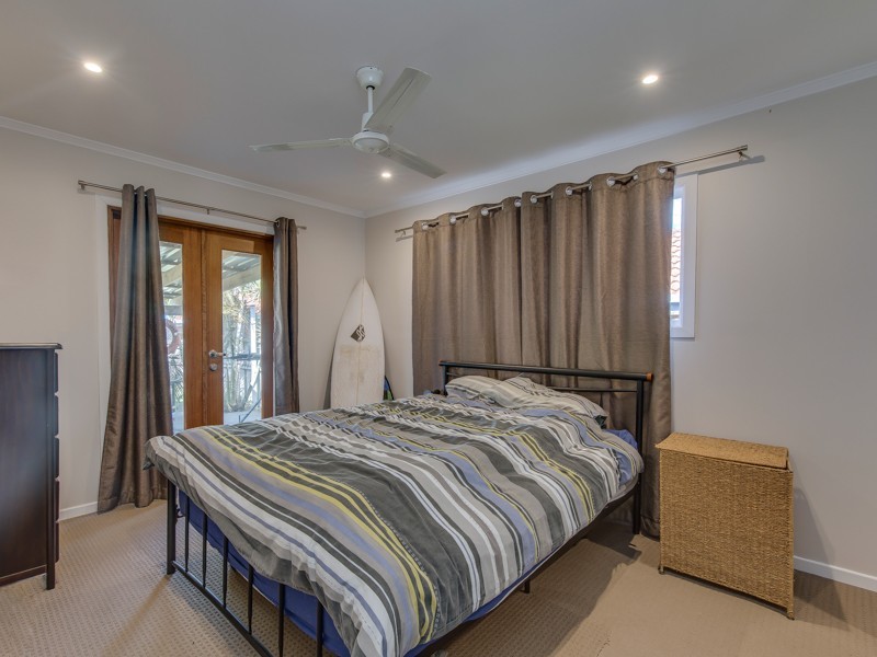 125 Nobby Parade, Miami QLD 4220