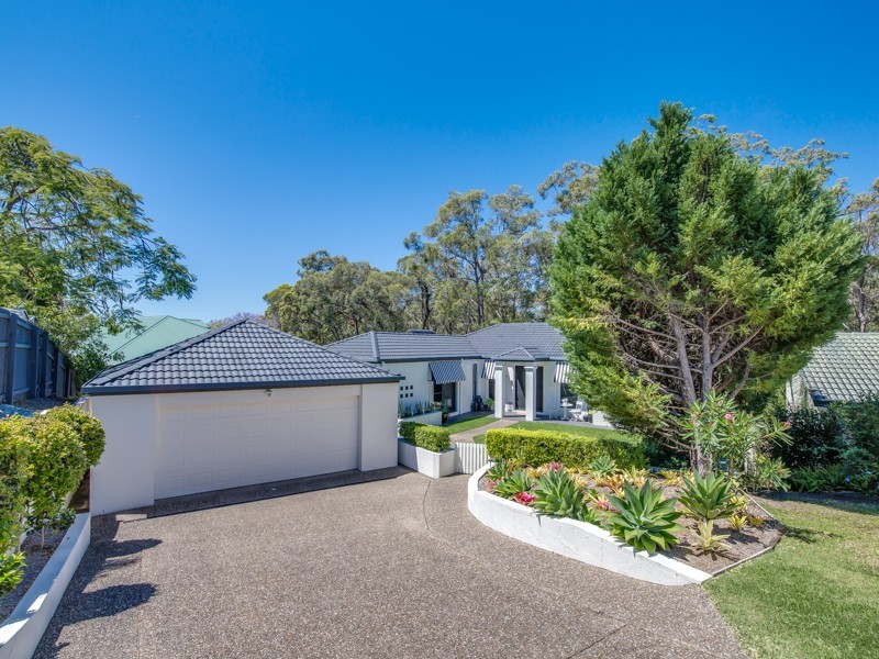 14 Federal Place, Robina QLD 4226