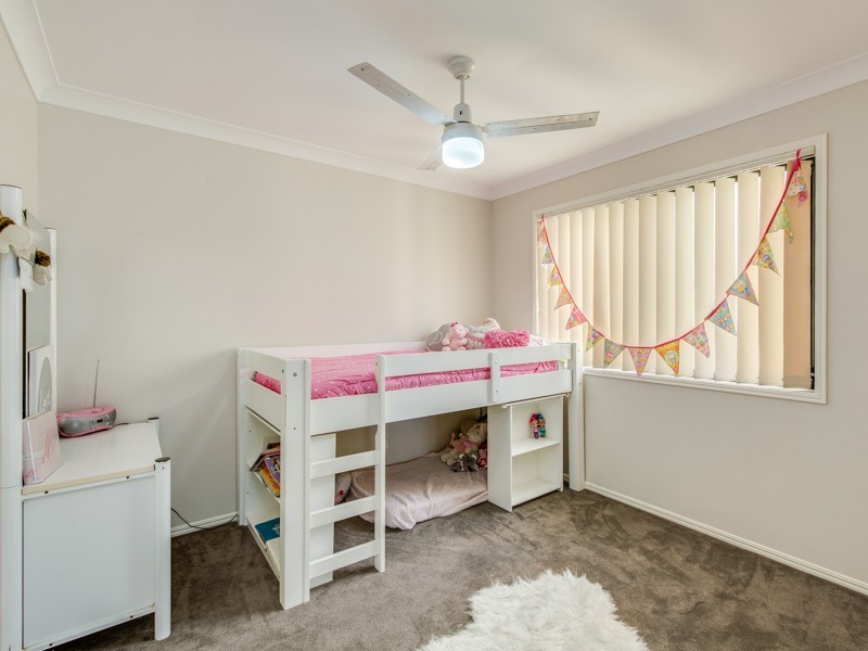 37 Langport Parade, Mudgeeraba QLD 4213