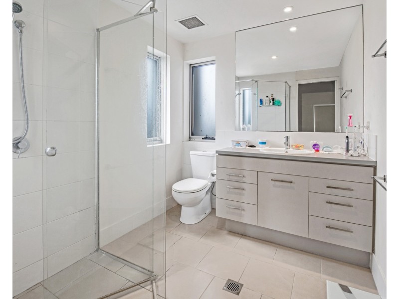 10/510 Christine Avenue, Robina QLD 4226