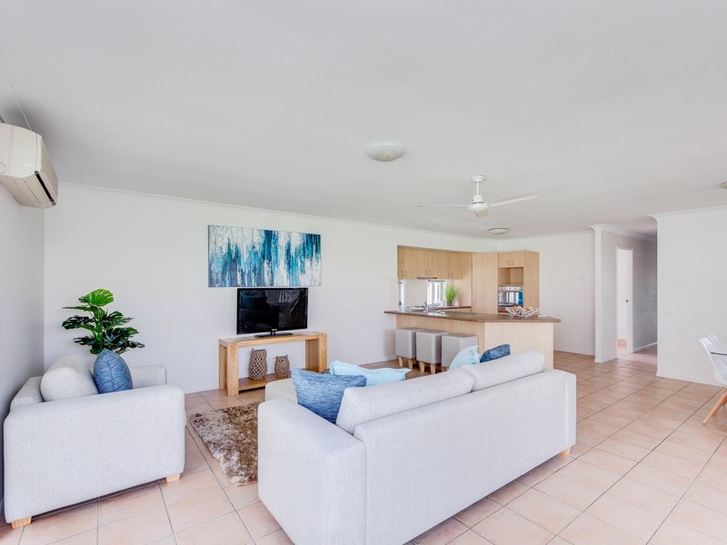 27 Protea Court, Robina QLD 4226