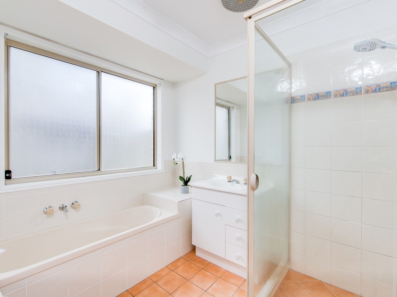 27 Protea Court, Robina QLD 4226