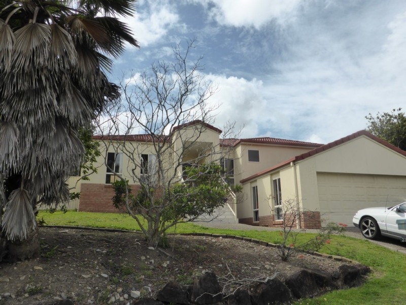 23 Respall Way, Arundel QLD 4214