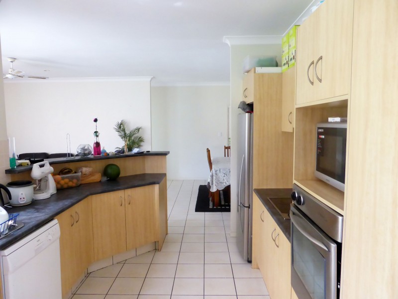 23 Respall Way, Arundel QLD 4214