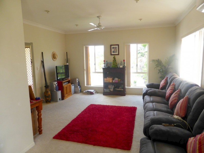 23 Respall Way, Arundel QLD 4214