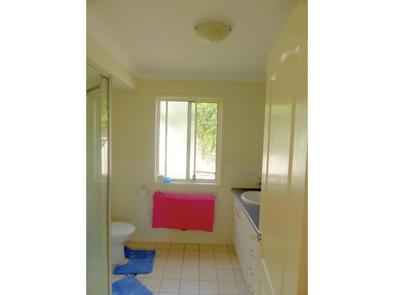 23 Respall Way, Arundel QLD 4214