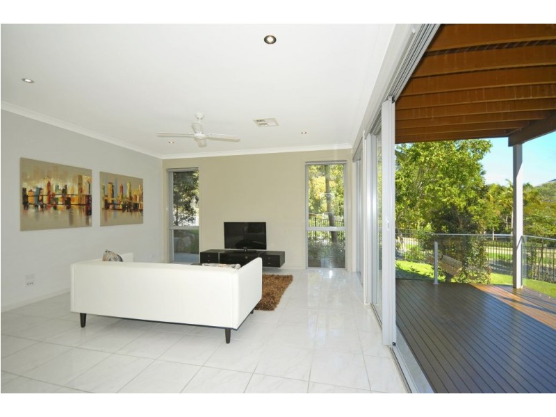 2 Lyra Court, Robina QLD 4226