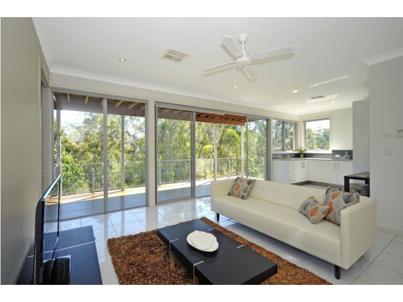 2 Lyra Court, Robina QLD 4226