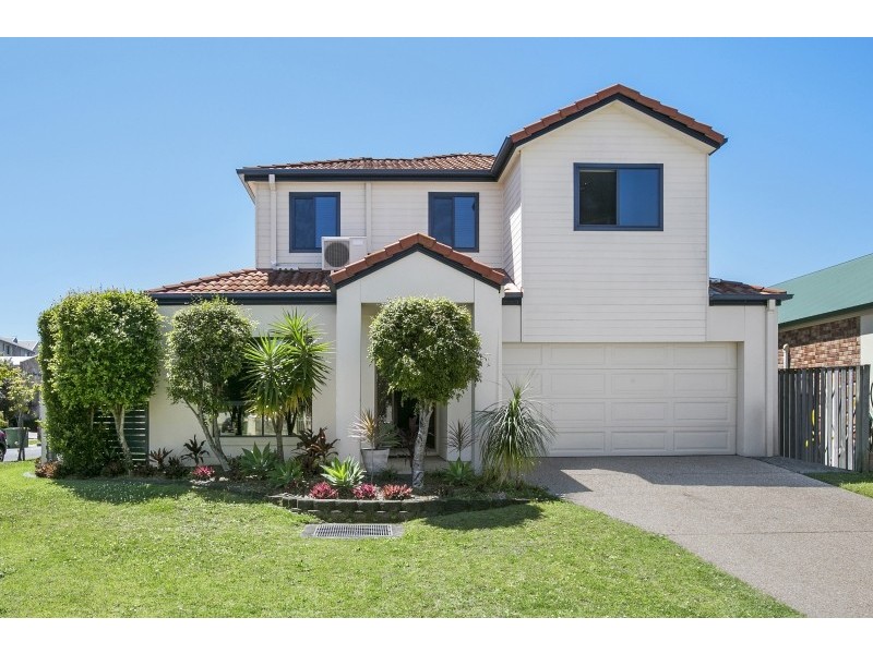 2/15 Tourangeau Crescent, Varsity Lakes QLD 4227