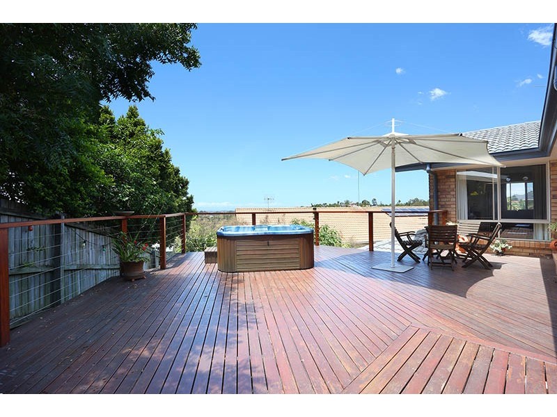 25 Piccadilly Place, Highland Park QLD 4211