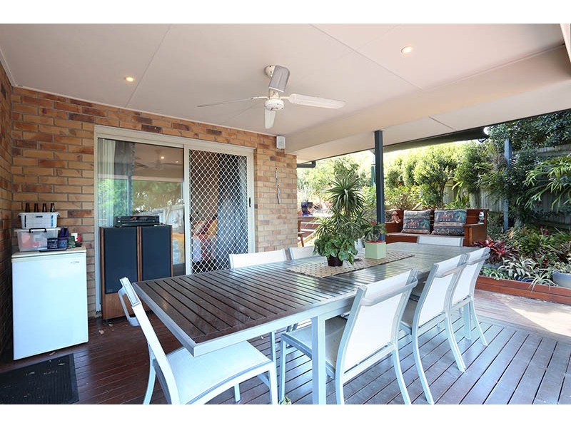 25 Piccadilly Place, Highland Park QLD 4211