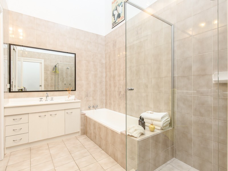 59 Manly Drive, Robina QLD 4226