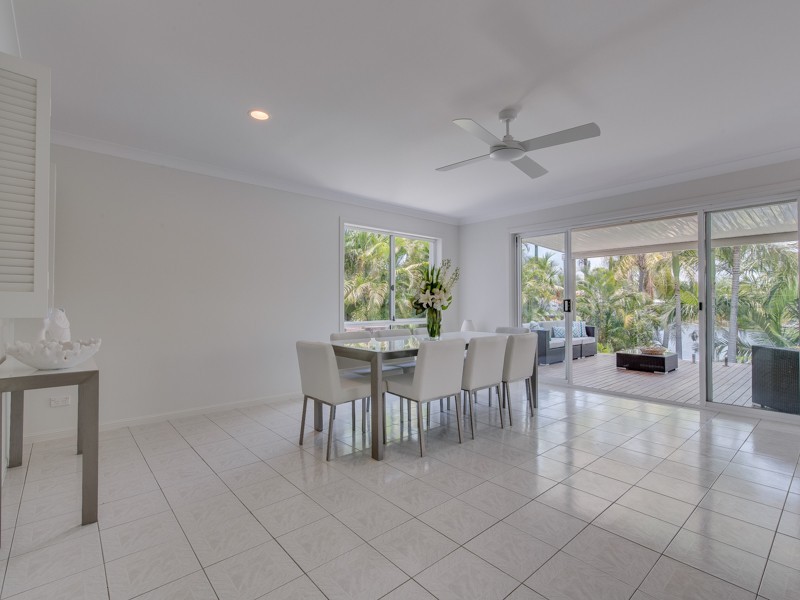 154 Camberwell Circuit, Robina QLD 4226