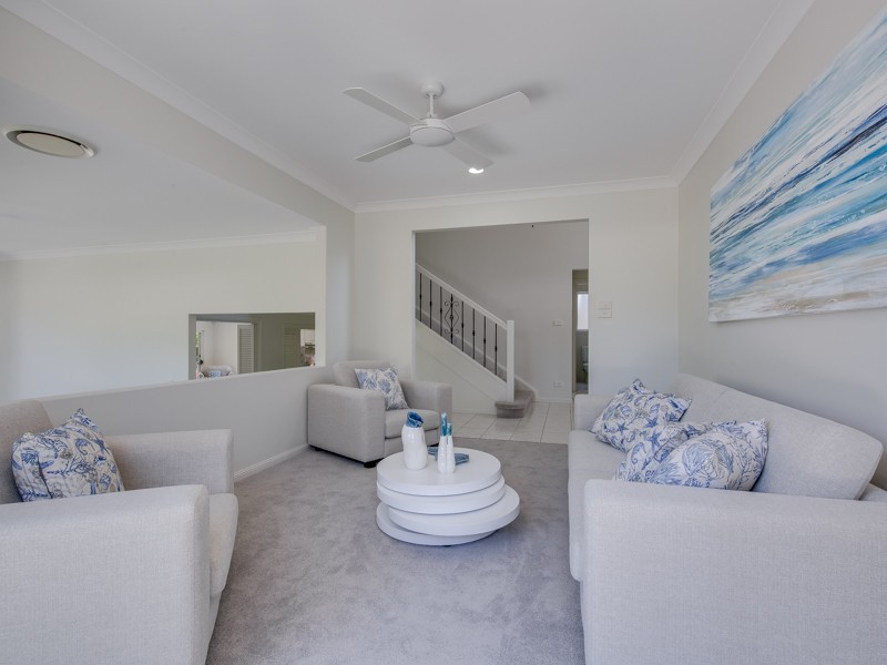 154 Camberwell Circuit, Robina QLD 4226