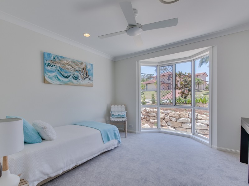 154 Camberwell Circuit, Robina QLD 4226