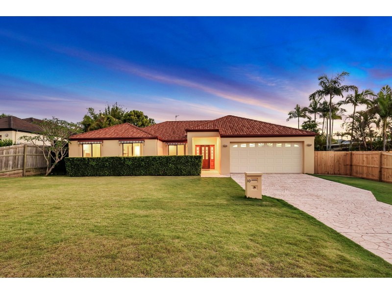 10 Whitehead Drive, Burleigh Waters QLD 4220
