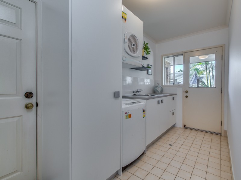 31 Huntingdale Crescent, Robina QLD 4226