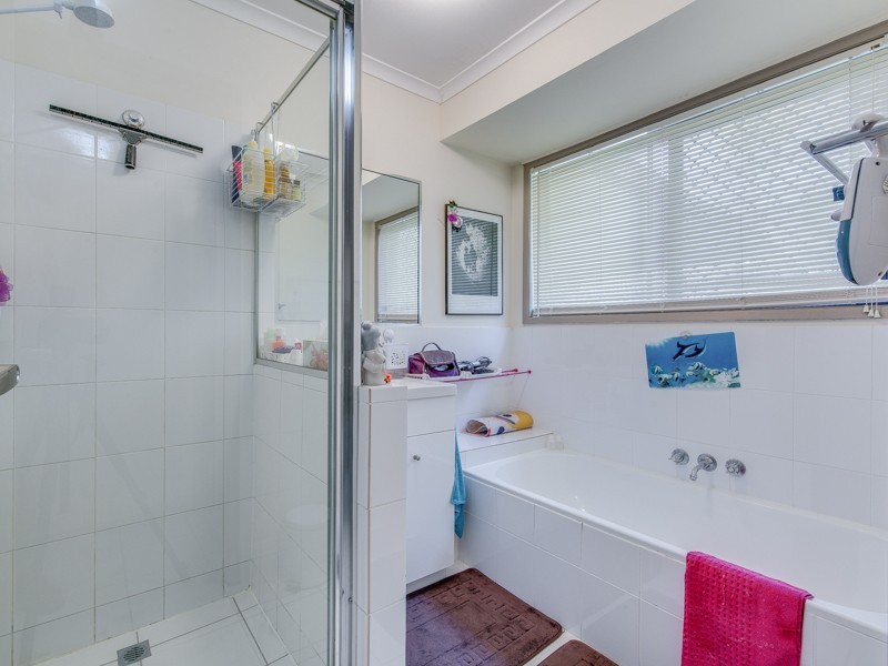 1/34 Callistemon Court, Arundel QLD 4214