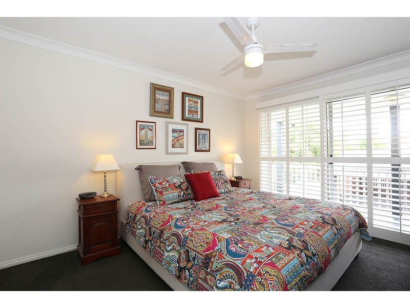 37 Sunningdale Circuit, Robina QLD 4226
