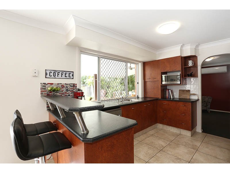37 Sunningdale Circuit, Robina QLD 4226