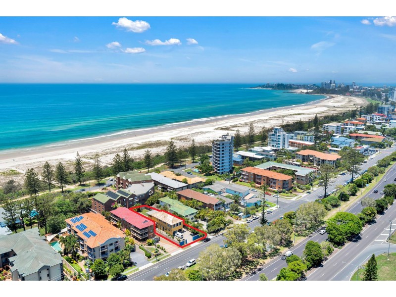 135 Golden Four Drive, Bilinga QLD 4225