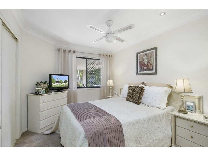 1 Peachwood Court, Robina QLD 4226