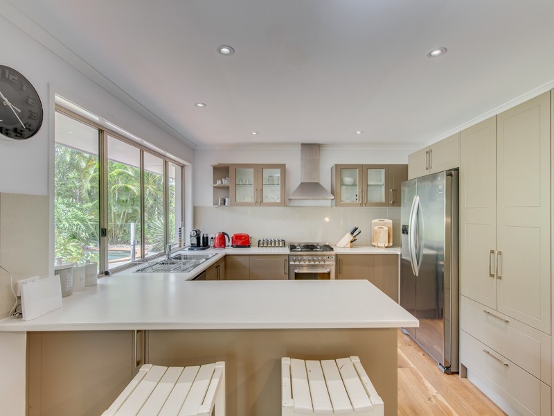 6 Dundee Court, Robina QLD 4226