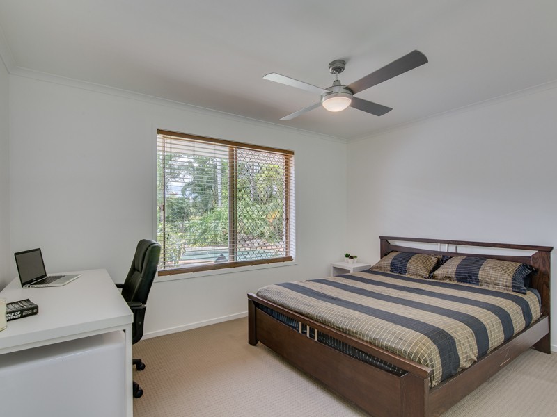 6 Dundee Court, Robina QLD 4226