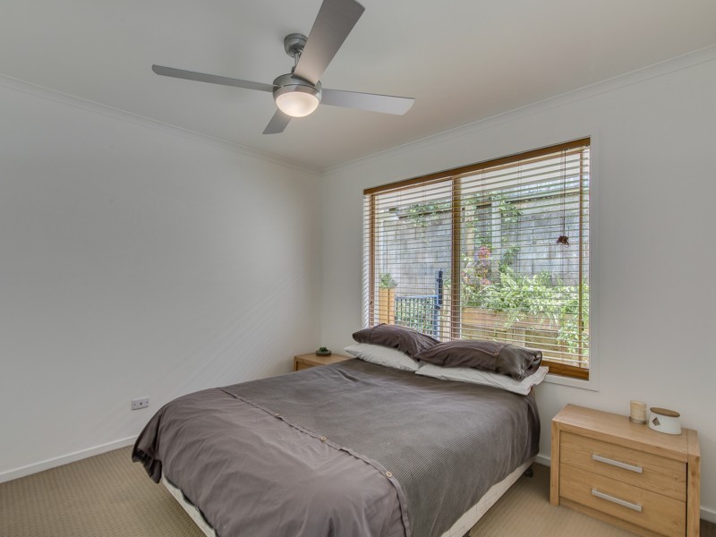 6 Dundee Court, Robina QLD 4226