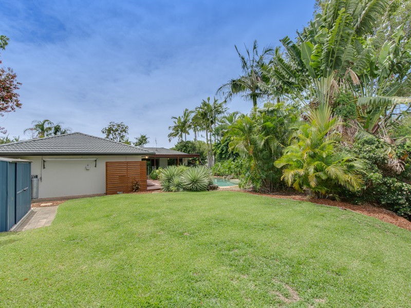 6 Dundee Court, Robina QLD 4226