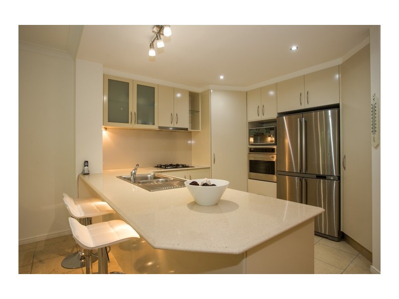 1060/1 The Cove Crescent, Carrara QLD 4211