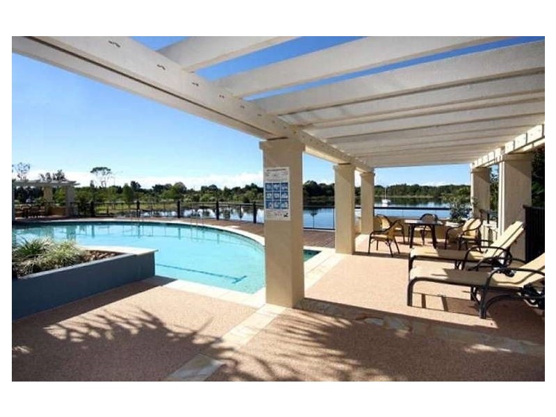 1060/1 The Cove Crescent, Carrara QLD 4211