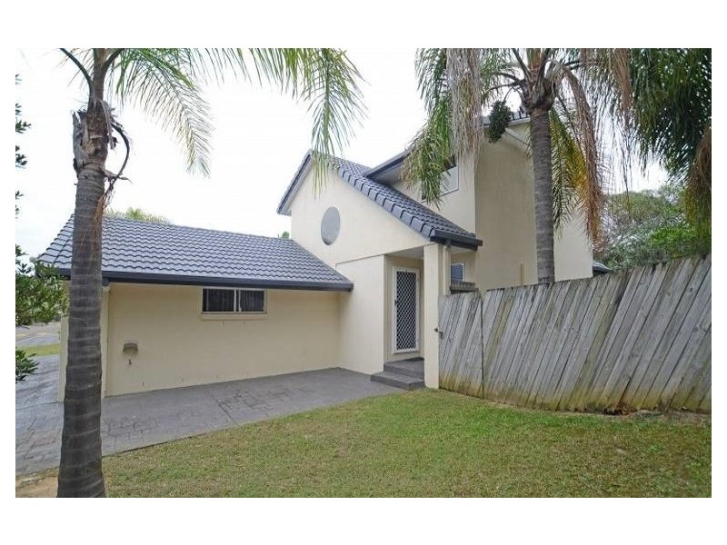 8/35 Killarney Avenue, Robina QLD 4226