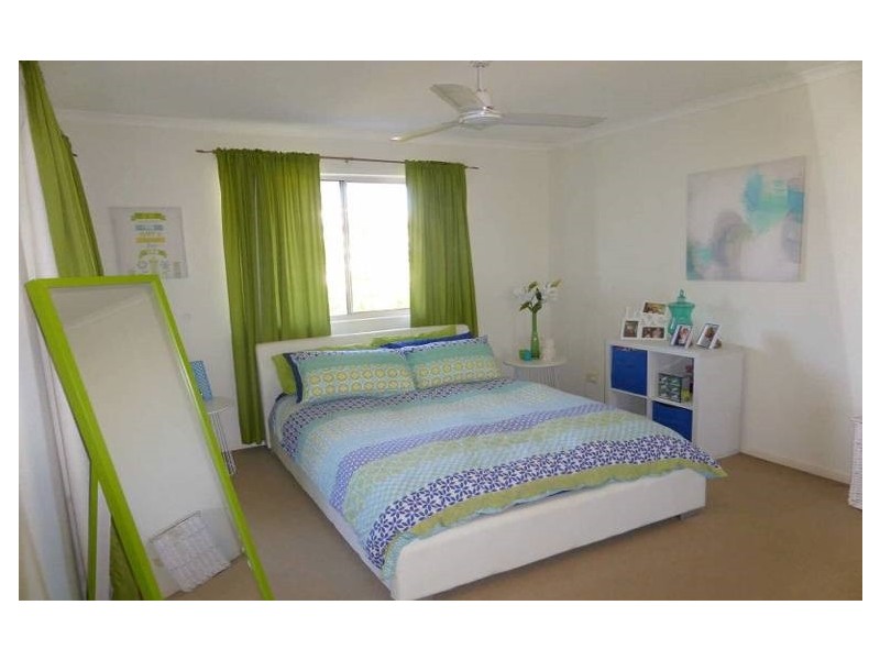 16/1 Riverwalk Avenue, Robina QLD 4226