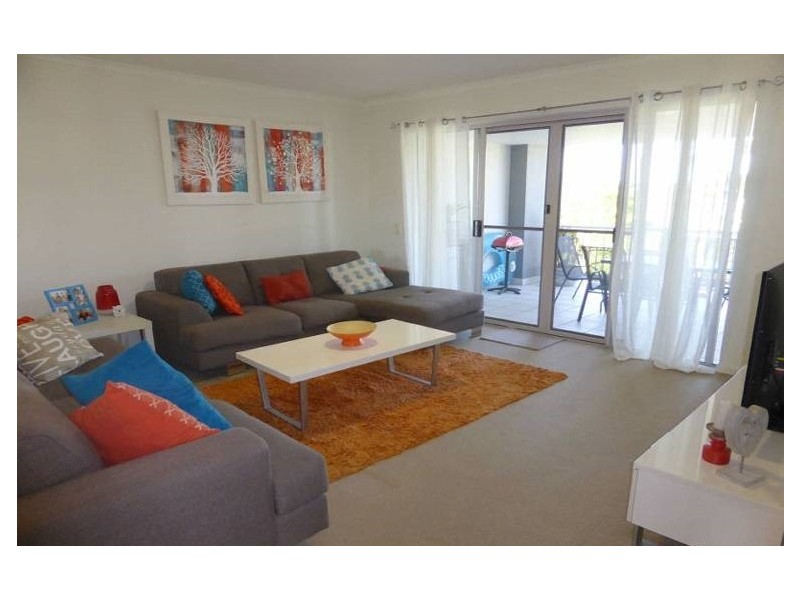 16/1 Riverwalk Avenue, Robina QLD 4226