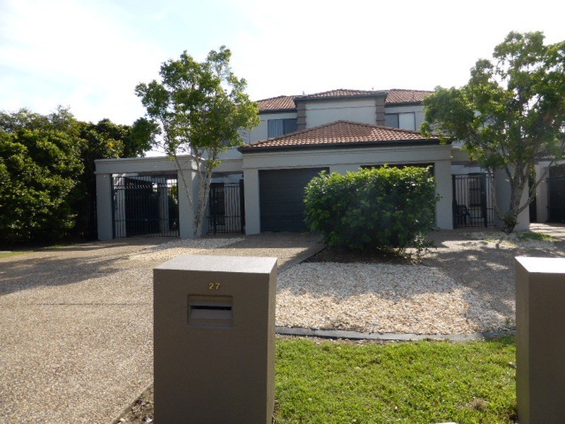 27 Woody Views Way, Robina QLD 4226
