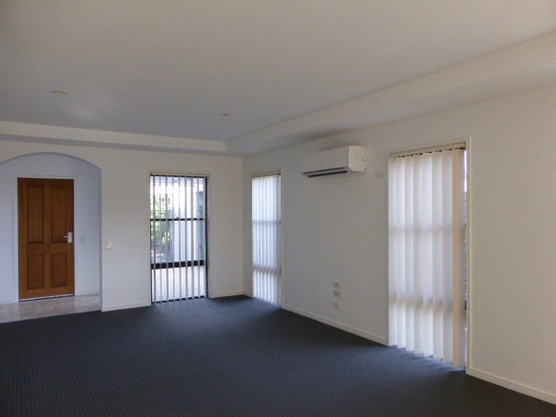 27 Woody Views Way, Robina QLD 4226