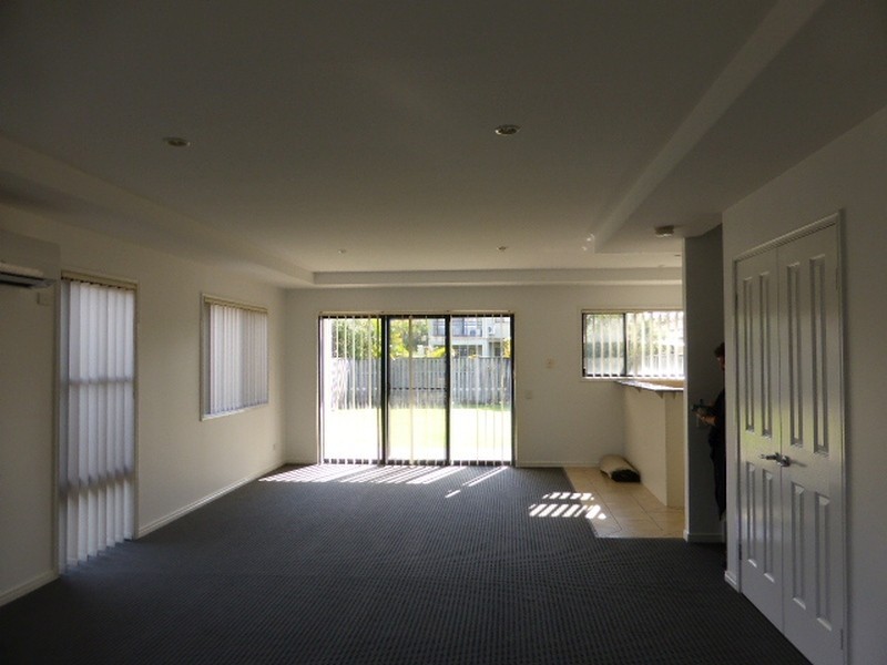 27 Woody Views Way, Robina QLD 4226