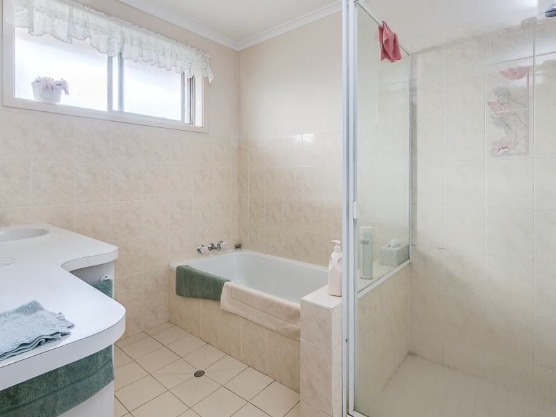 39 Eleventh Avenue, Palm Beach QLD 4221