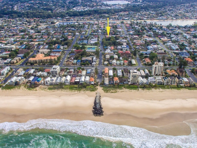 39 Eleventh Avenue, Palm Beach QLD 4221