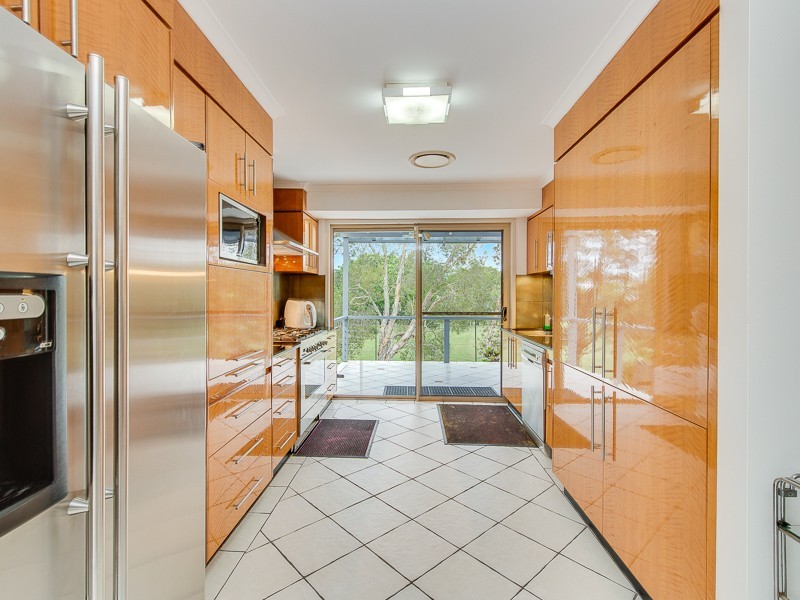 7 Chatswood Court, Robina QLD 4226