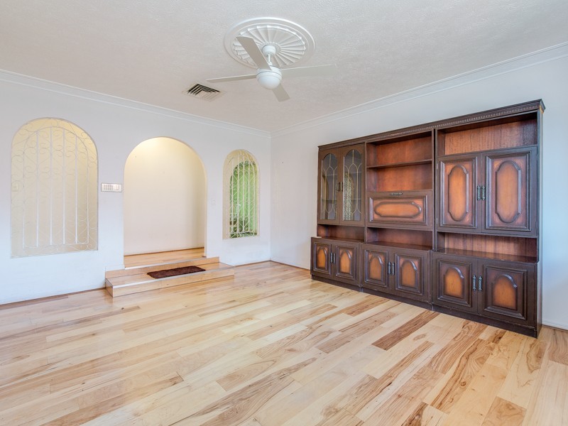 78 Melaleuca Drive, Palm Beach QLD 4221