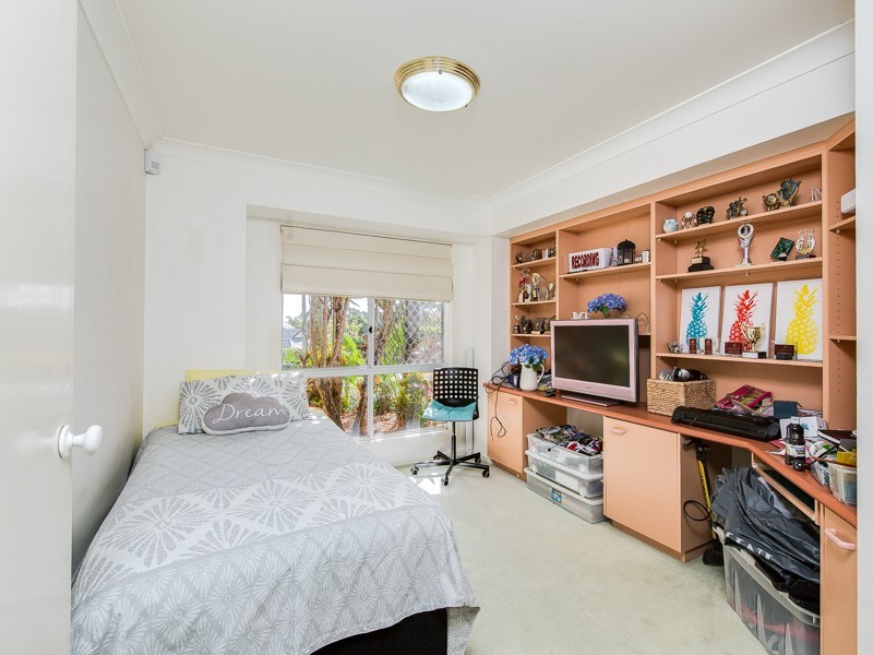 3 Anglesea Court, Robina QLD 4226