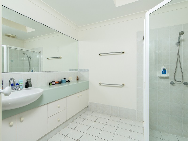 3 Anglesea Court, Robina QLD 4226