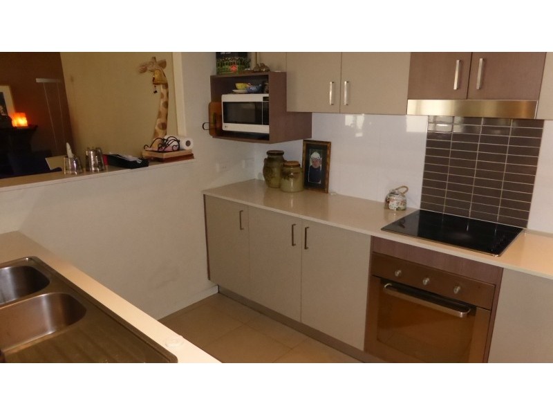 1/32 Heights Drive, Robina QLD 4226