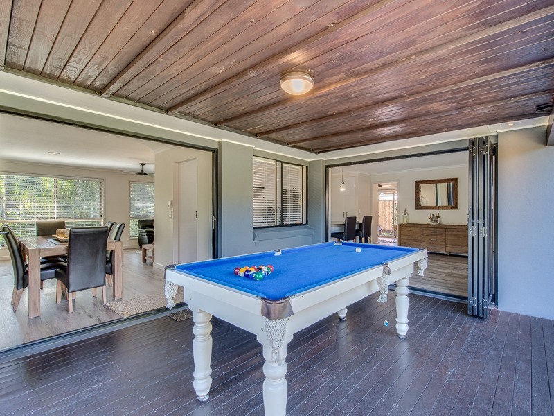 39 Ron Penhaligon Way, Robina QLD 4226