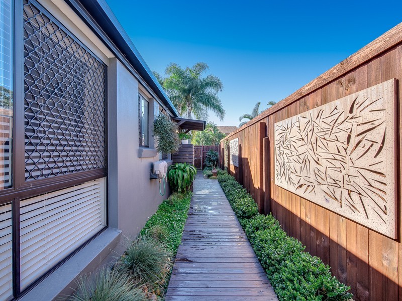 39 Ron Penhaligon Way, Robina QLD 4226