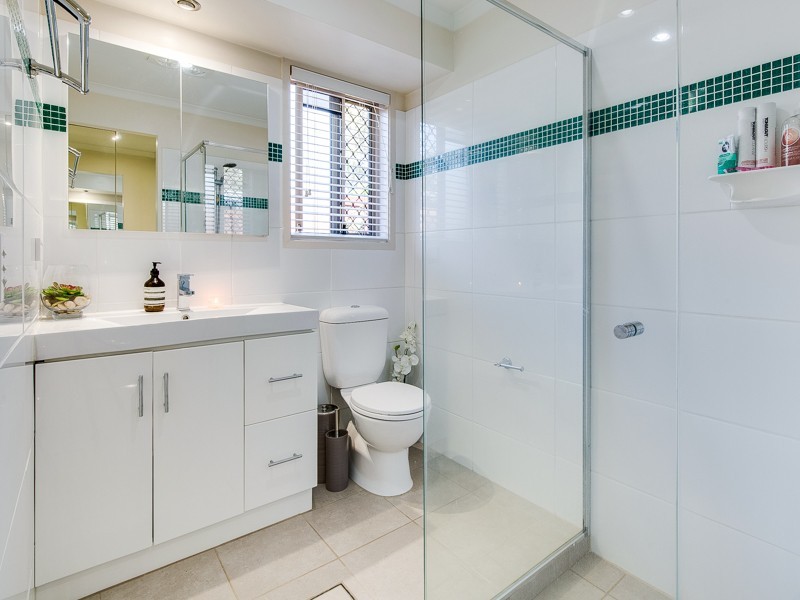 39 Ron Penhaligon Way, Robina QLD 4226