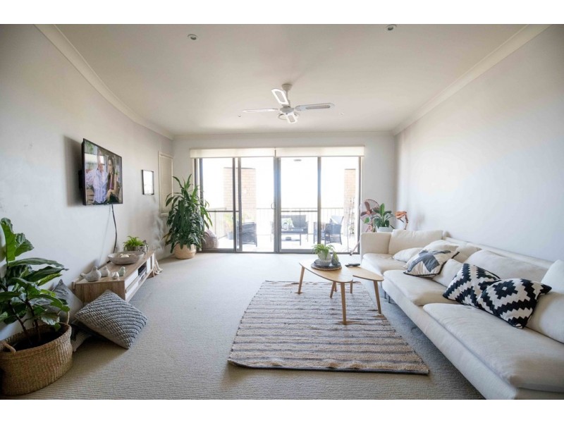 11/27 Ranier Crescent, Varsity Lakes QLD 4227