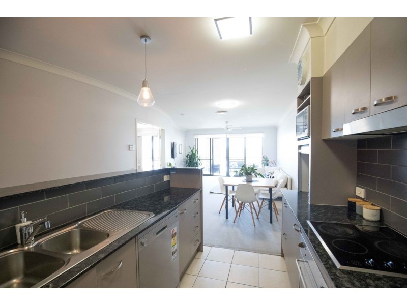 11/27 Ranier Crescent, Varsity Lakes QLD 4227